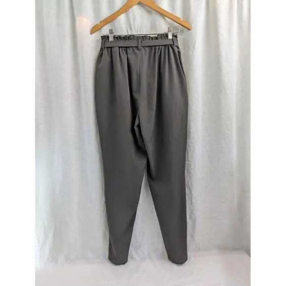 Modern Ambition Women's Delightfully Technical Paperbag Pants Gray Size M B18 - Picture 8 of 10